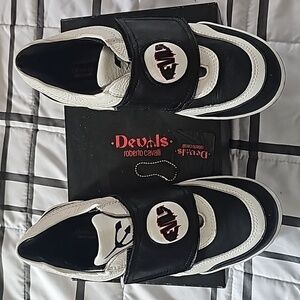 NIB Vintage Roberto Cavalli Devil Made in Italy Sneaker Leather - Size 37 (US 6)